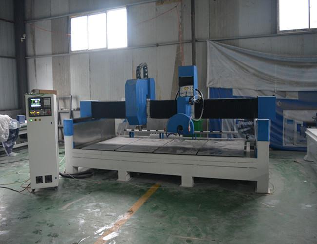 stone atc machine with saw head